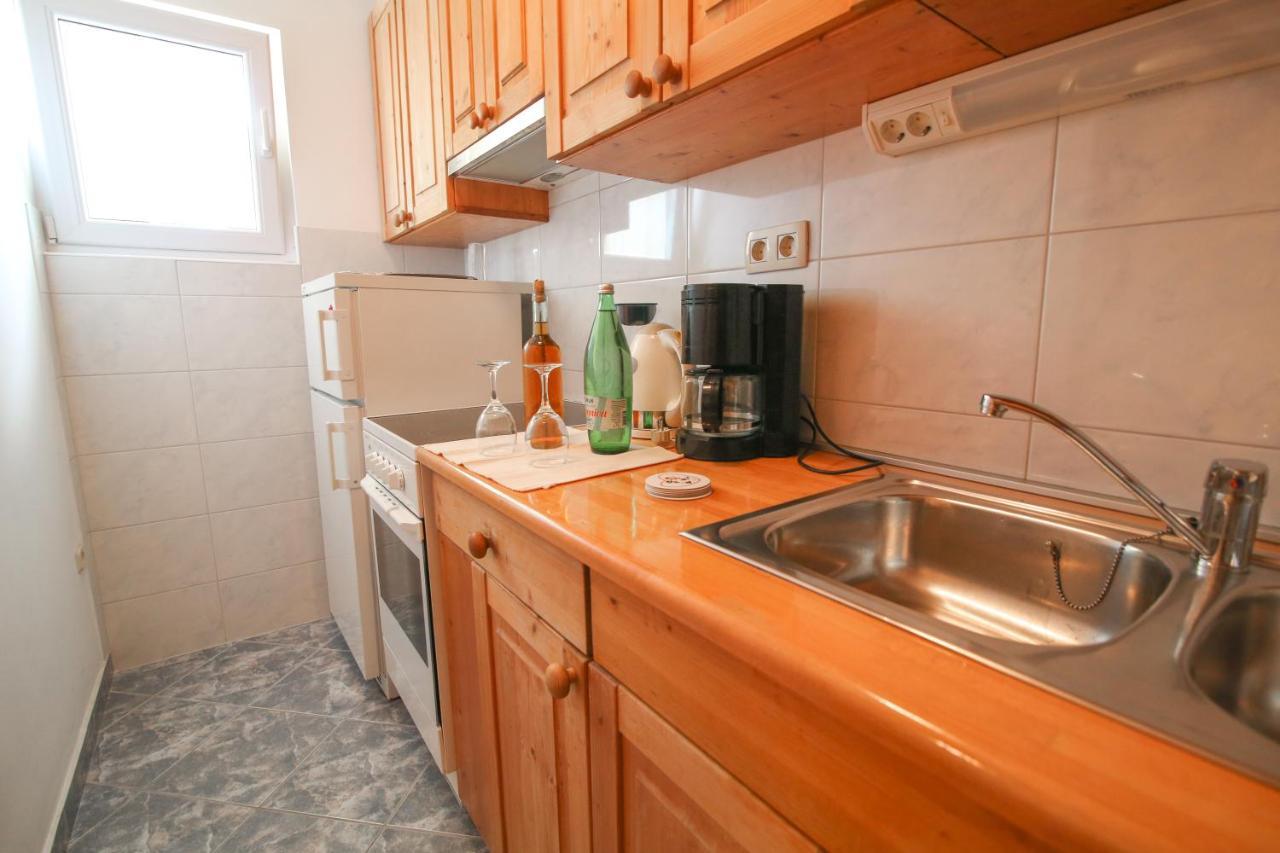 Sunshine Apartamento Makarska Exterior foto