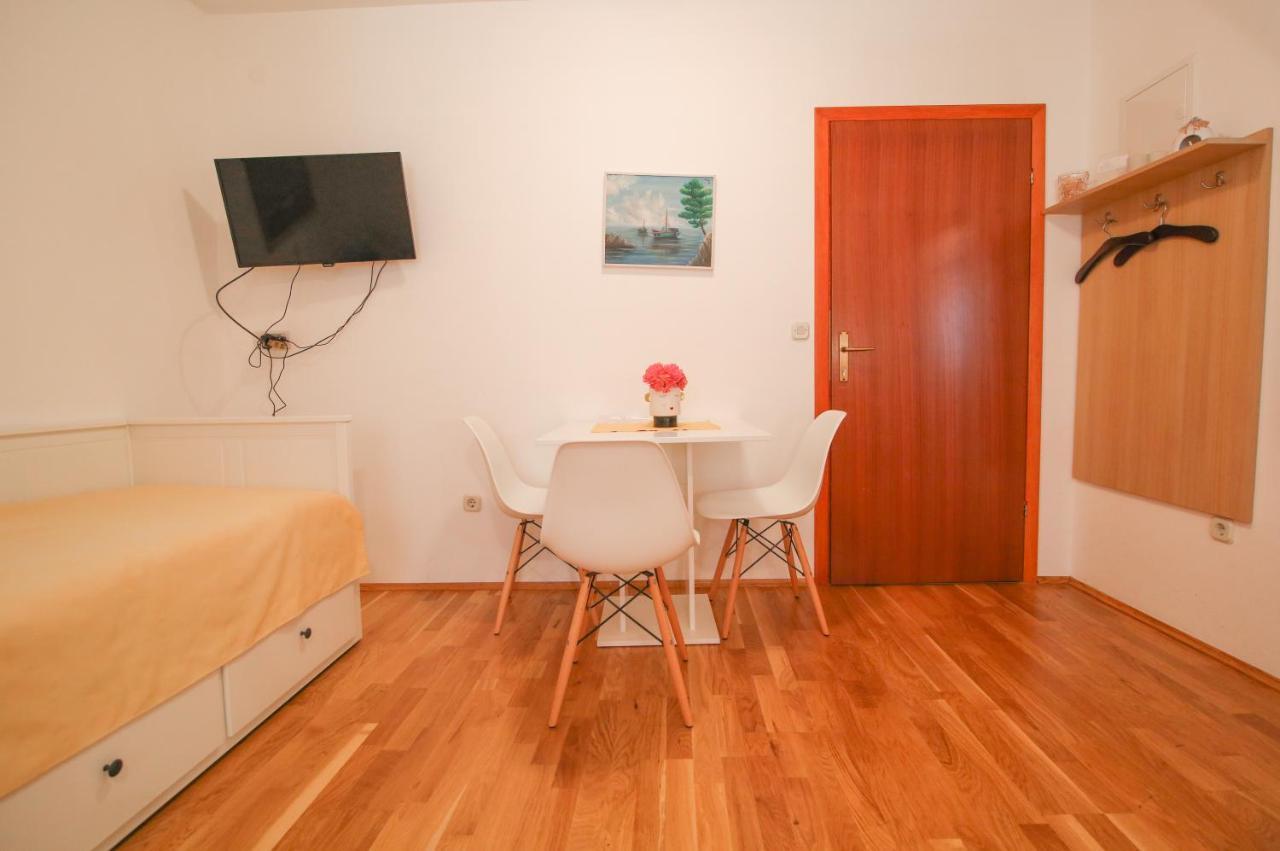 Sunshine Apartamento Makarska Exterior foto