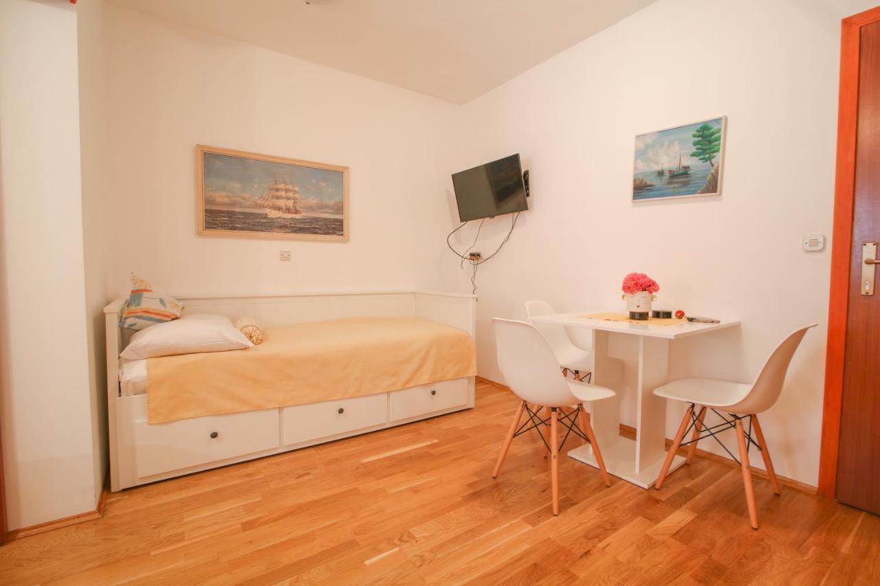 Sunshine Apartamento Makarska Exterior foto